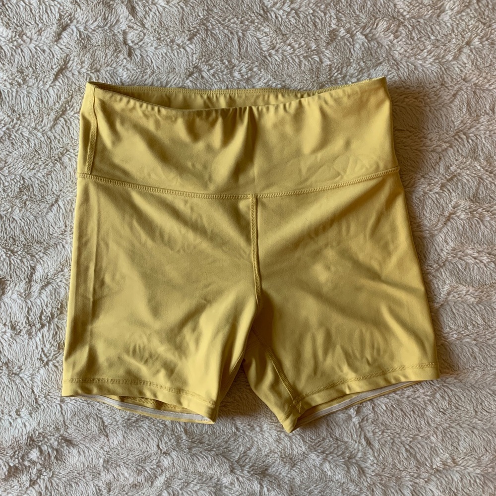 Skimmed Milk Power Ride Shorts in Lemon Yellow Size Large